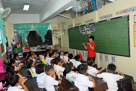 primary education in Tagalog .
